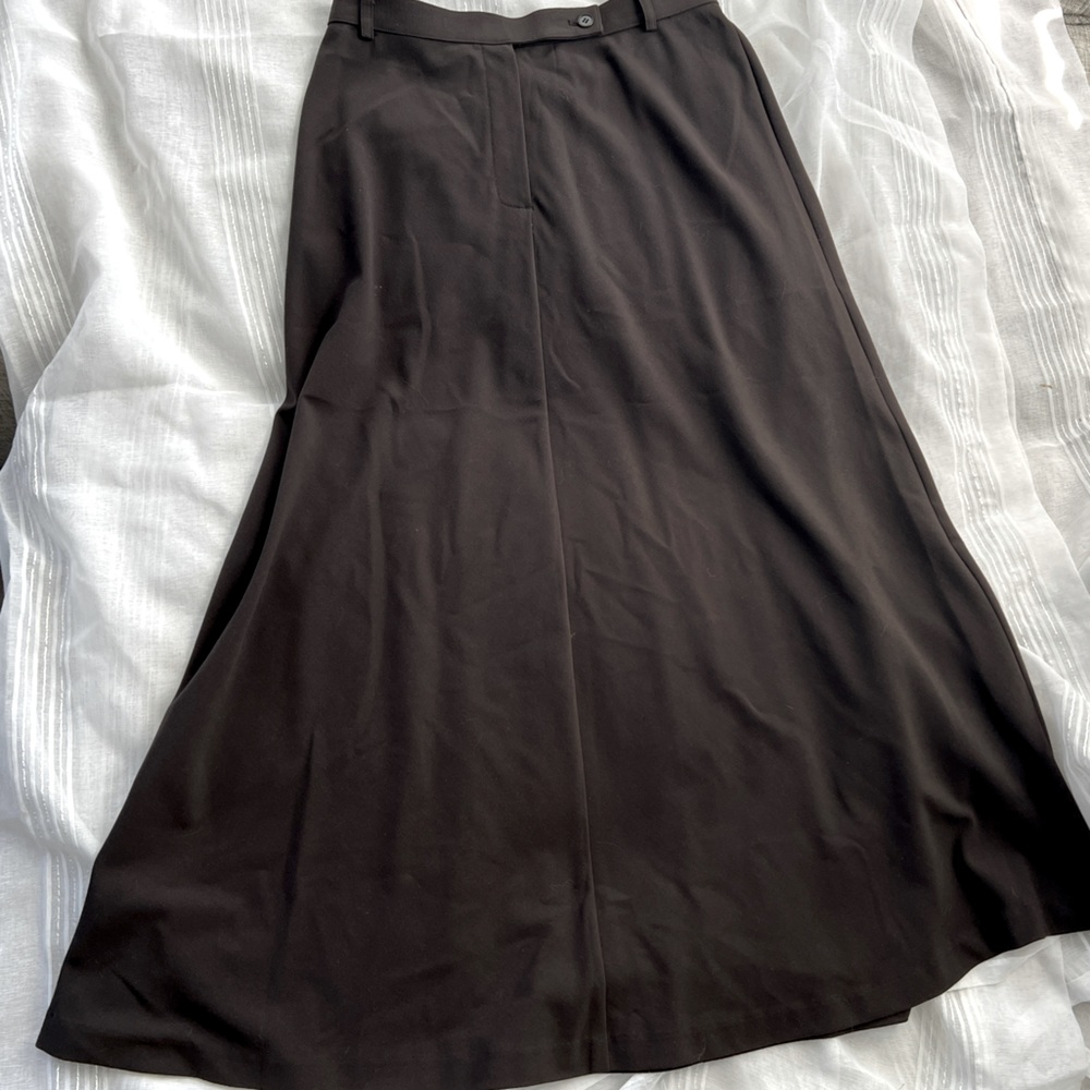 Focus 2000 maxi a line brown skirt with zipper